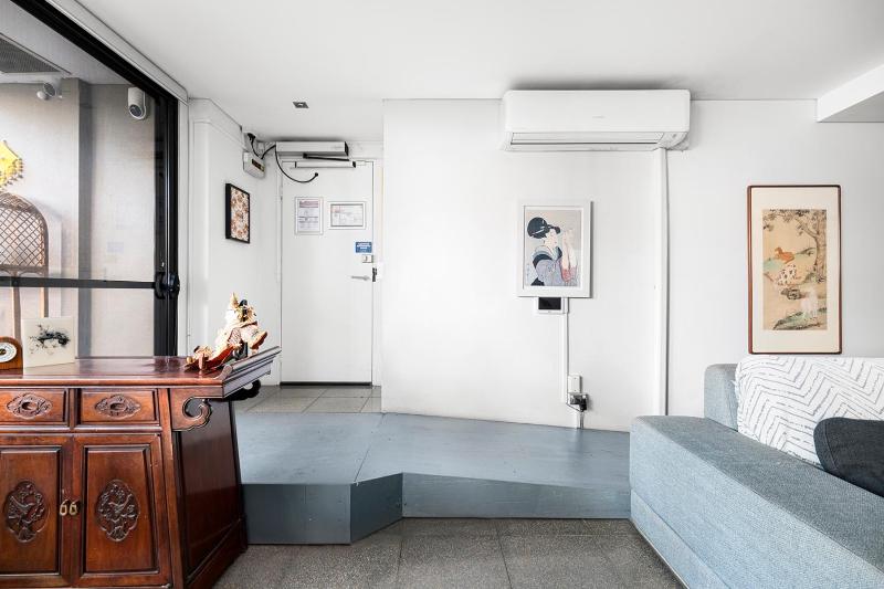Groundfloor Surry Hills Retreat with Cinema - image 8