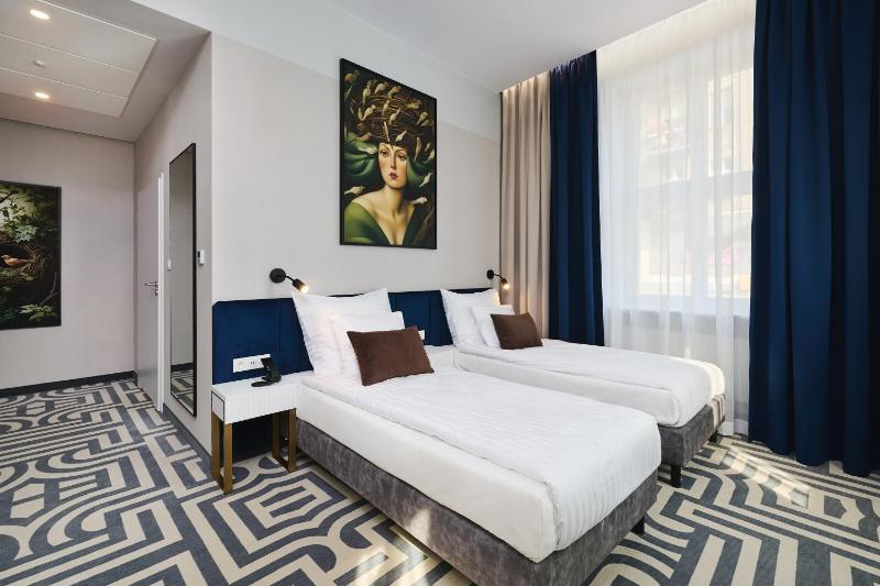 Standard Twin Room - Non-Smoking image 3