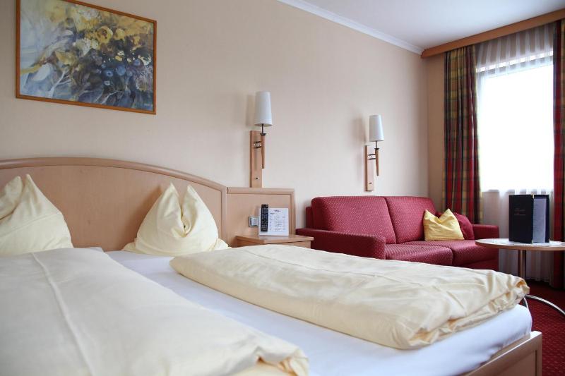 Triple Room image 2