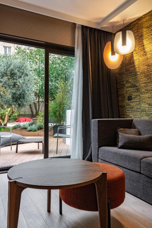 Double Room with Terrace image 1
