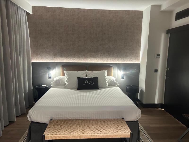 Suite with Terrace image 1