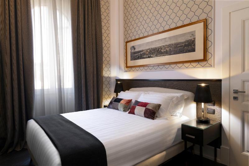 Superior Double Room with View image 2