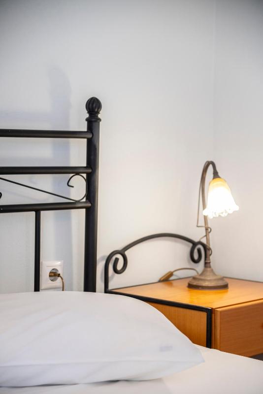 Deluxe Apartment image 2