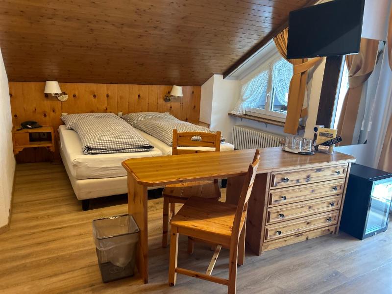 Standard Quadruple Room image 1