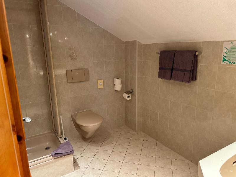Standard Quadruple Room image 3