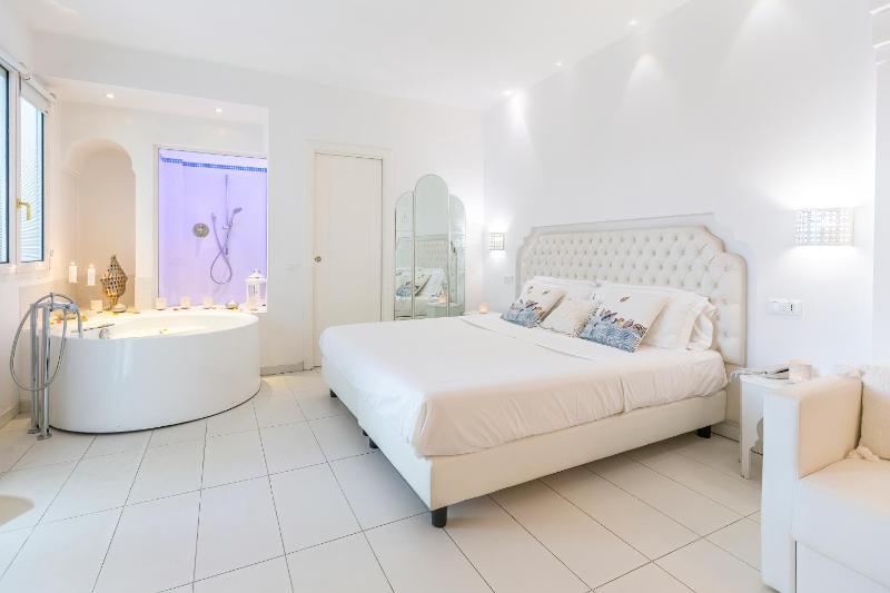 Superior Junior Suite image 1