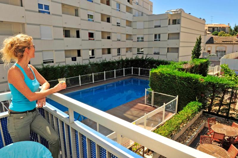 Comfort Studio with Balcony image 3