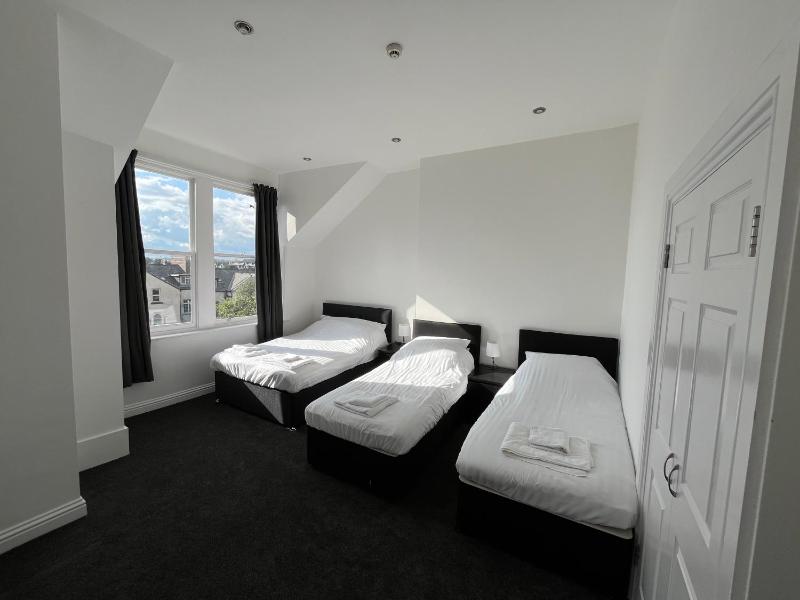 Two-Bedroom Apartment image 3