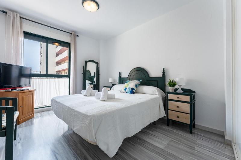 MalagaSuite Sol & Mar Apartments Torremolinos - image 3