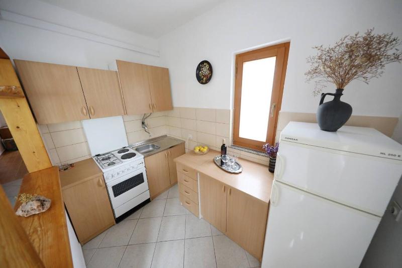 Apartment image 4