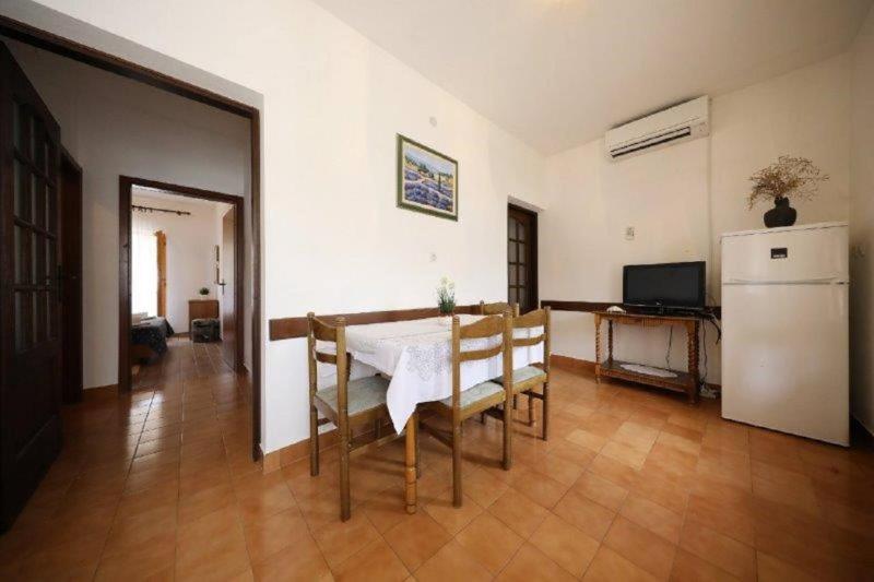 Apartment image 4