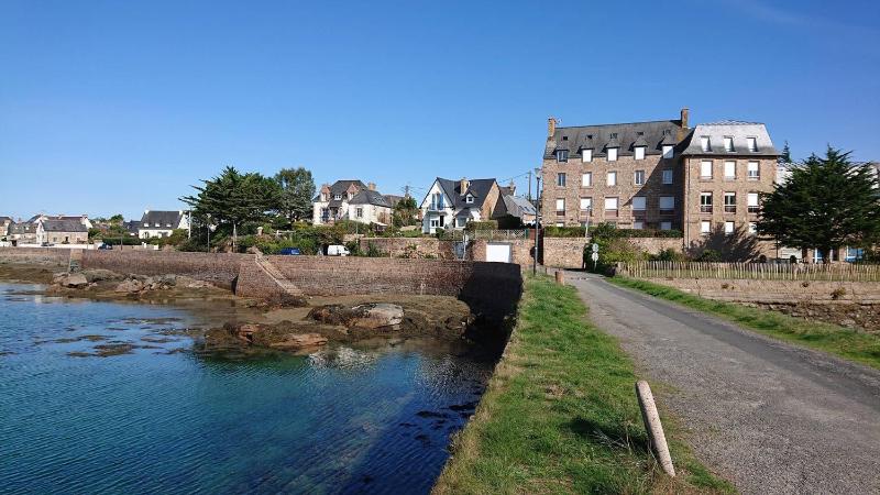 Appartement avec WIFI VUE SUR LE PORT DE PLOUMANAC'H à PERROS-GUIREC - Réf 876 - image 8