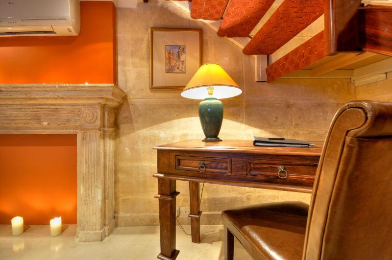 Superior Suite image 4