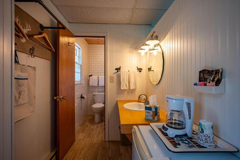 Studio with Lake View image 1