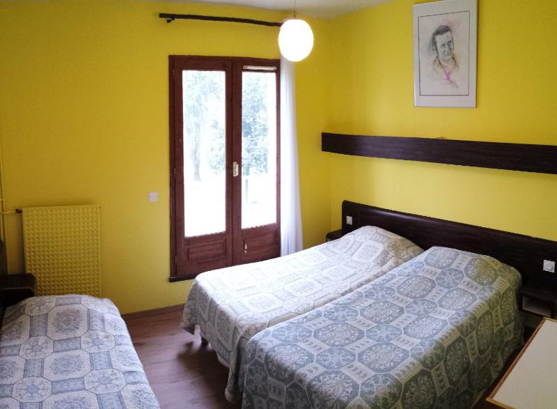 Triple Room image 3