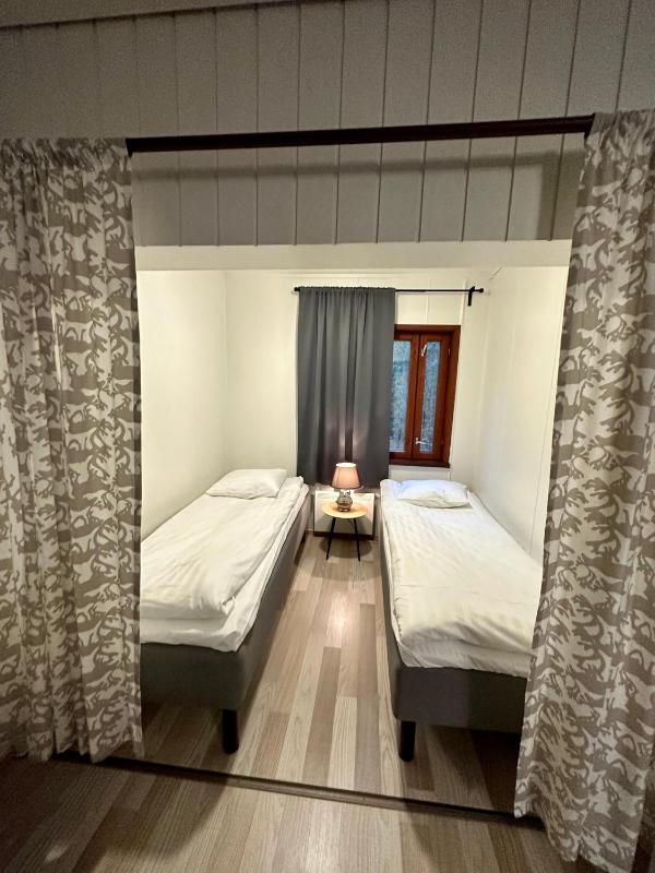 Three-Bedroom Holiday Home with Sauna image 4