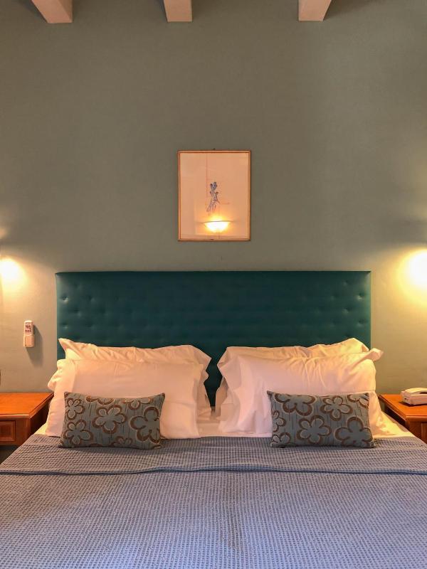 Double or Twin Room with Balcony image 4