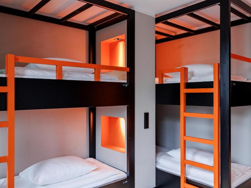 Quadruple Room image 3