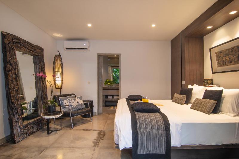 Villa Mia by Villa Finder - image 2