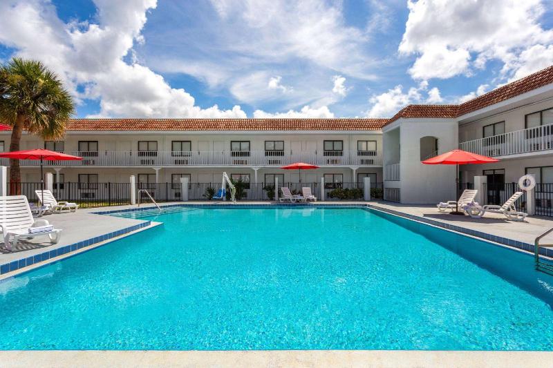 Travelodge by Wyndham Orlando Lake Buena Vista South - image 23