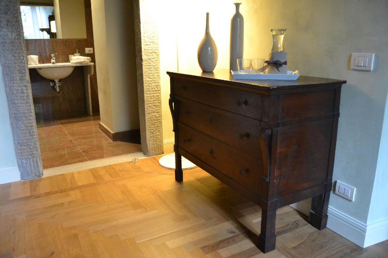 B&B Dimora Delle Donnole Bergamo Alta - image 40