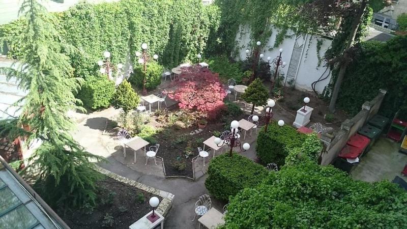 Hotel Viki - image 4