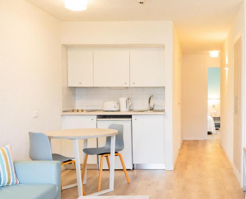 One-Bedroom Apartment Confort (1 Adult) image 4