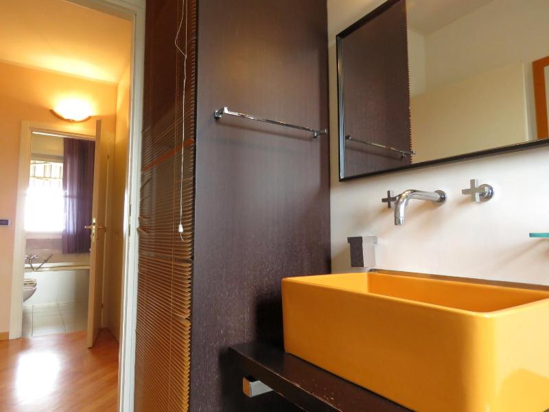 Dossetti Apartment - image 11