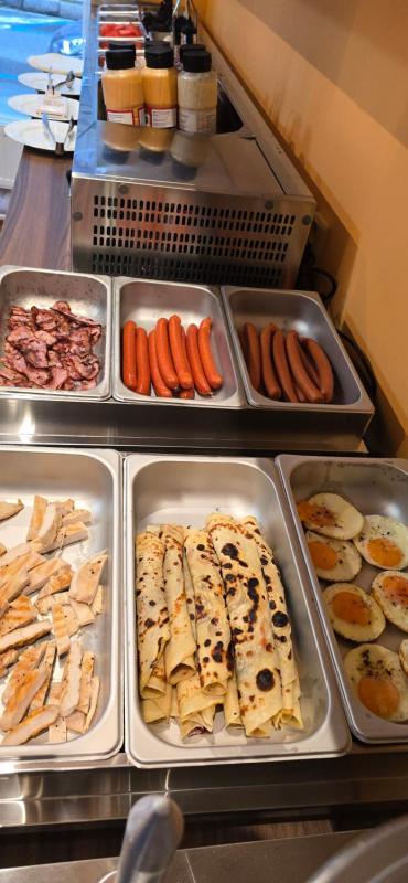 Two-Room Apartment image 3