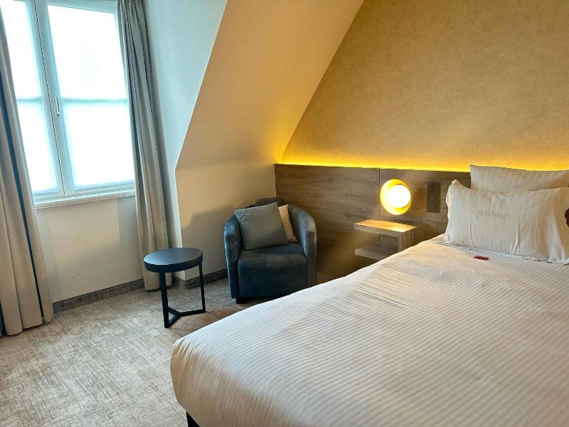 Comfort Twin Room image 3