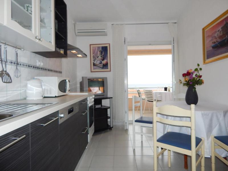 Apartments Nedjeljka - image 9