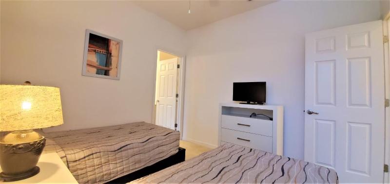 Grand EXEC Golf 4BR Pool Home Near Disney - image 18