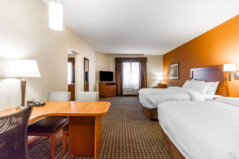 Family Suite - Non-Smoking image 3