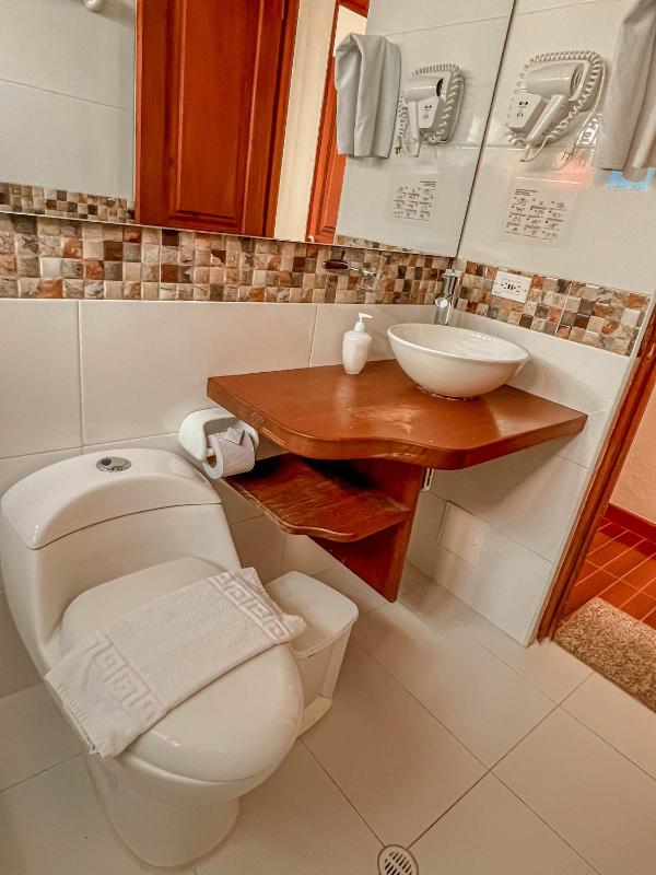 Hotel Villa del Angel - image 11