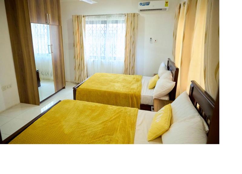 3 Bed Luxury Home Ayi MensahAccra - image 7