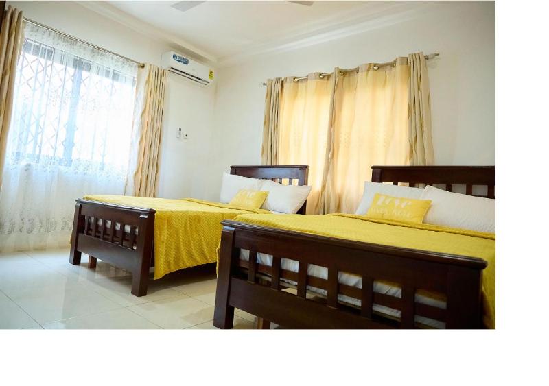 3 Bed Luxury Home Ayi MensahAccra - image 11