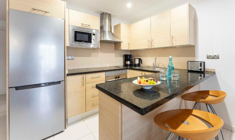 One-Bedroom Apartment image 1