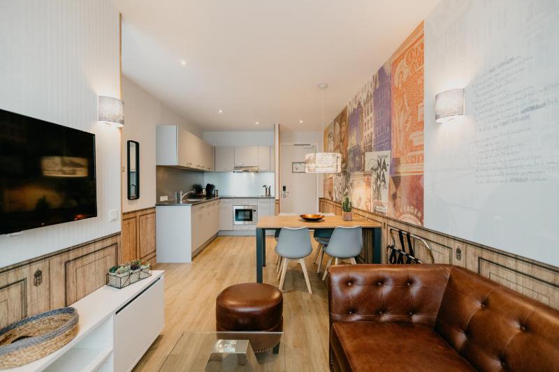 Executive Studio image 3