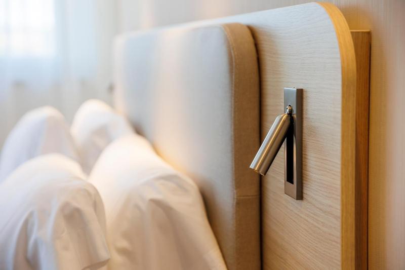 Standard Room with Free Breakfast image 3