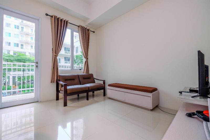 Modern Look and Homey 2BR Bogor Icon Apartment By Travelio - image 6