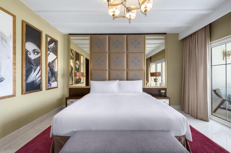 Deluxe Polo View Room image 4