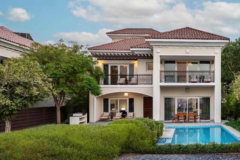 Four-Bedroom Villa with Polo View & Private Pool image 1