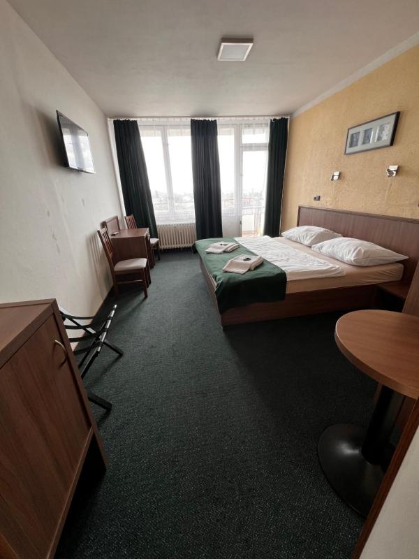 Double or Twin Room image 1