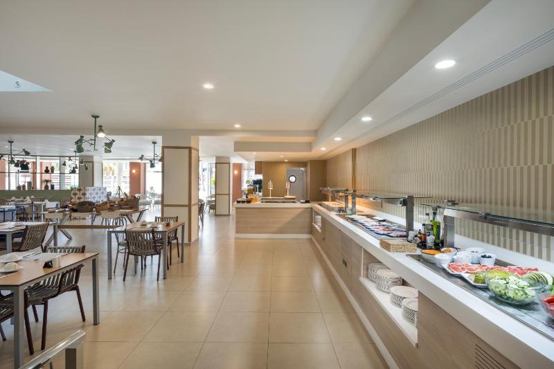 Hotel LIVVO Anamar Suites - image 8