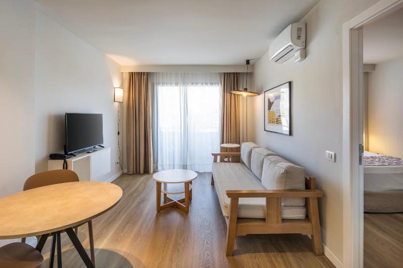 Hotel LIVVO Anamar Suites - image 38