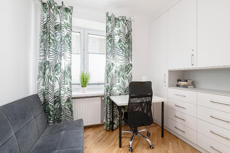 RentPlanet - Apartament Służew - image 11