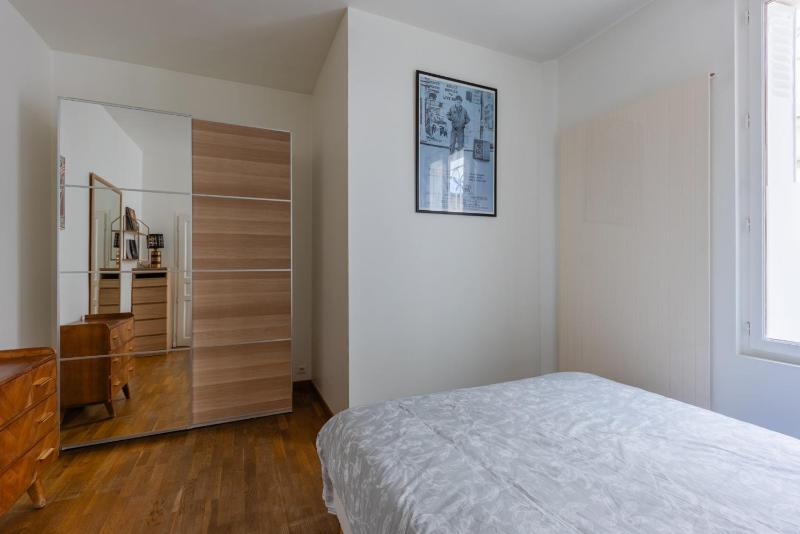 Grand appt 2 Ch proche Champs Elysees Montmartre - image 11