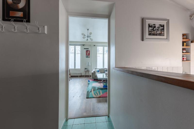 Grand appt 2 Ch proche Champs Elysees Montmartre - image 2