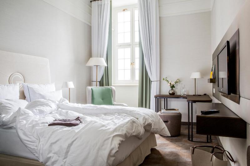 Standard Room King, Guest room, 1 King image 1