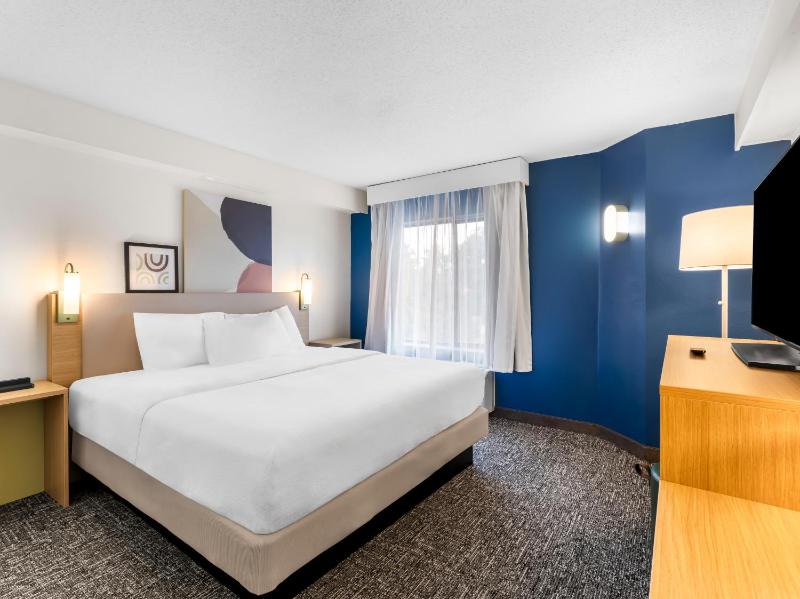King Room image 4